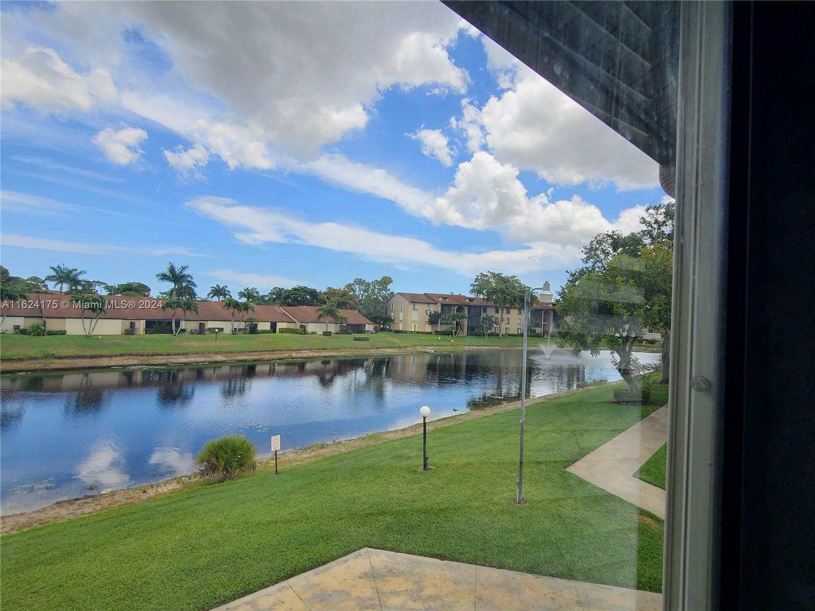 PINE RIDGE NORTH VILLAGE - Residential Lease