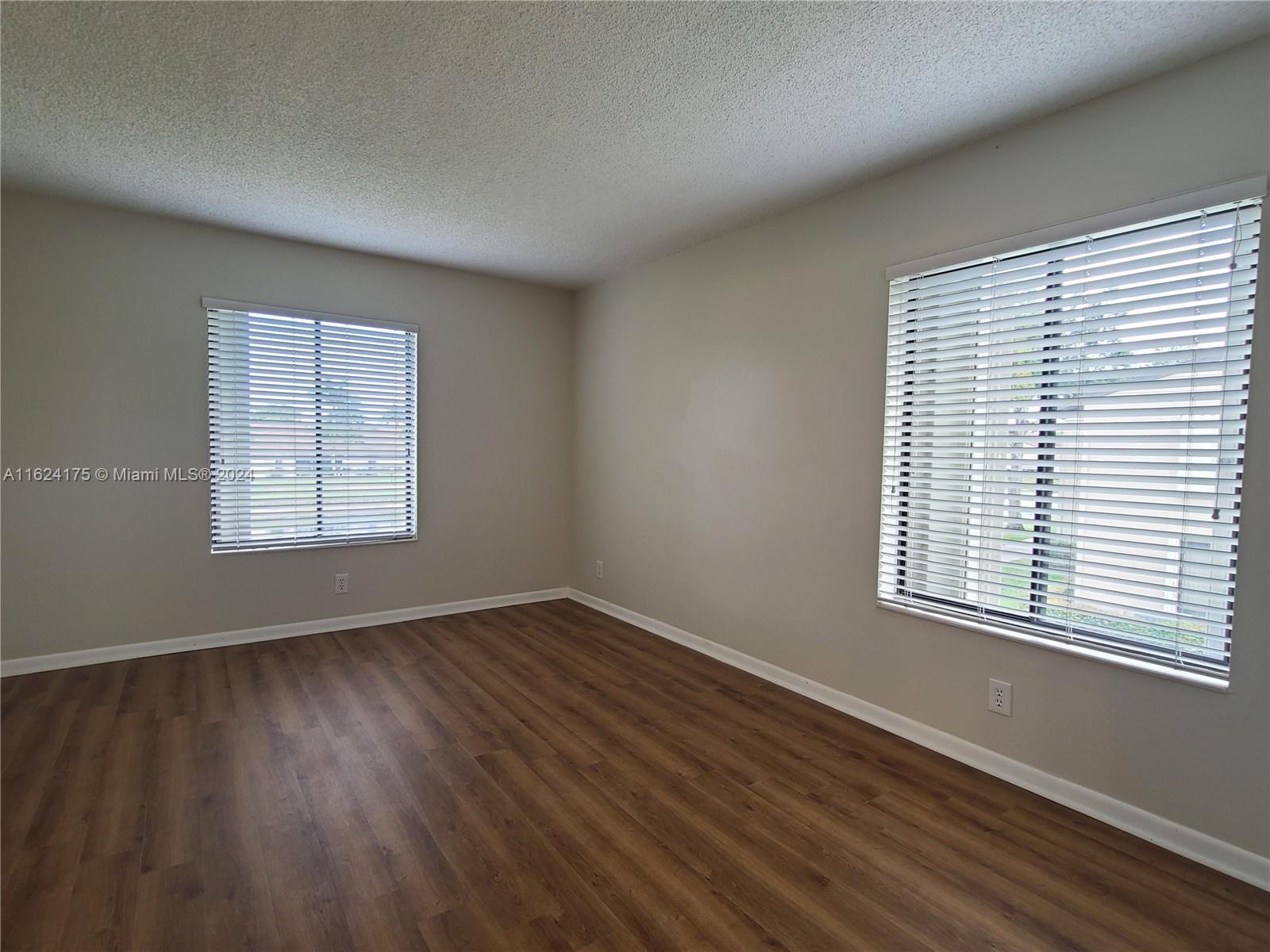 PINE RIDGE NORTH VILLAGE - Residential Lease
