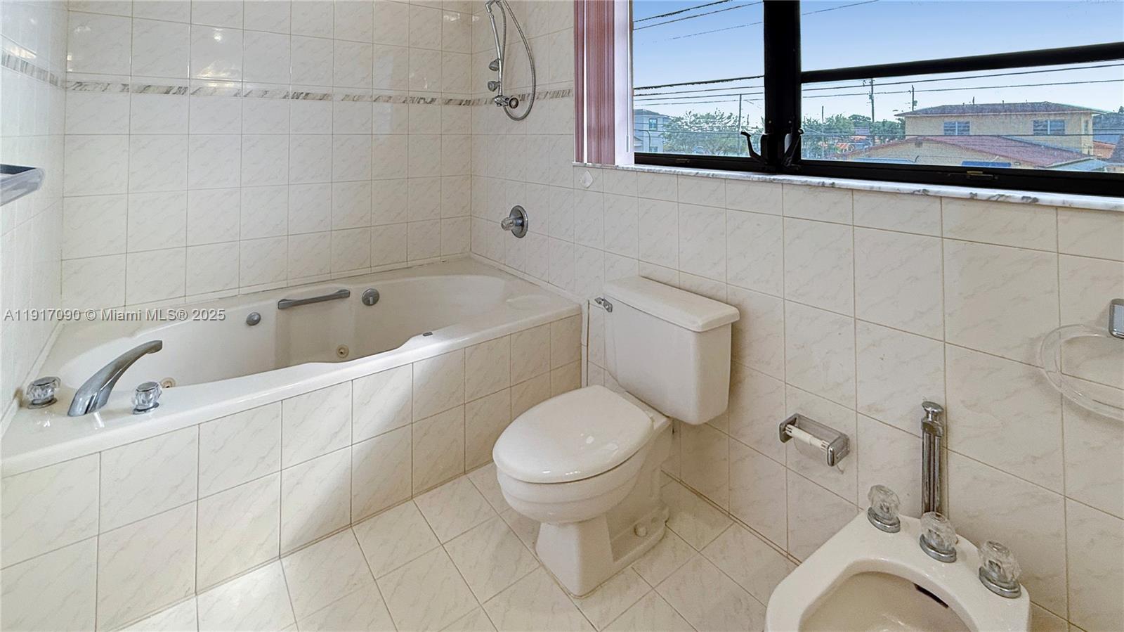 BIRD ROAD HIGHLANDS - Residential Lease