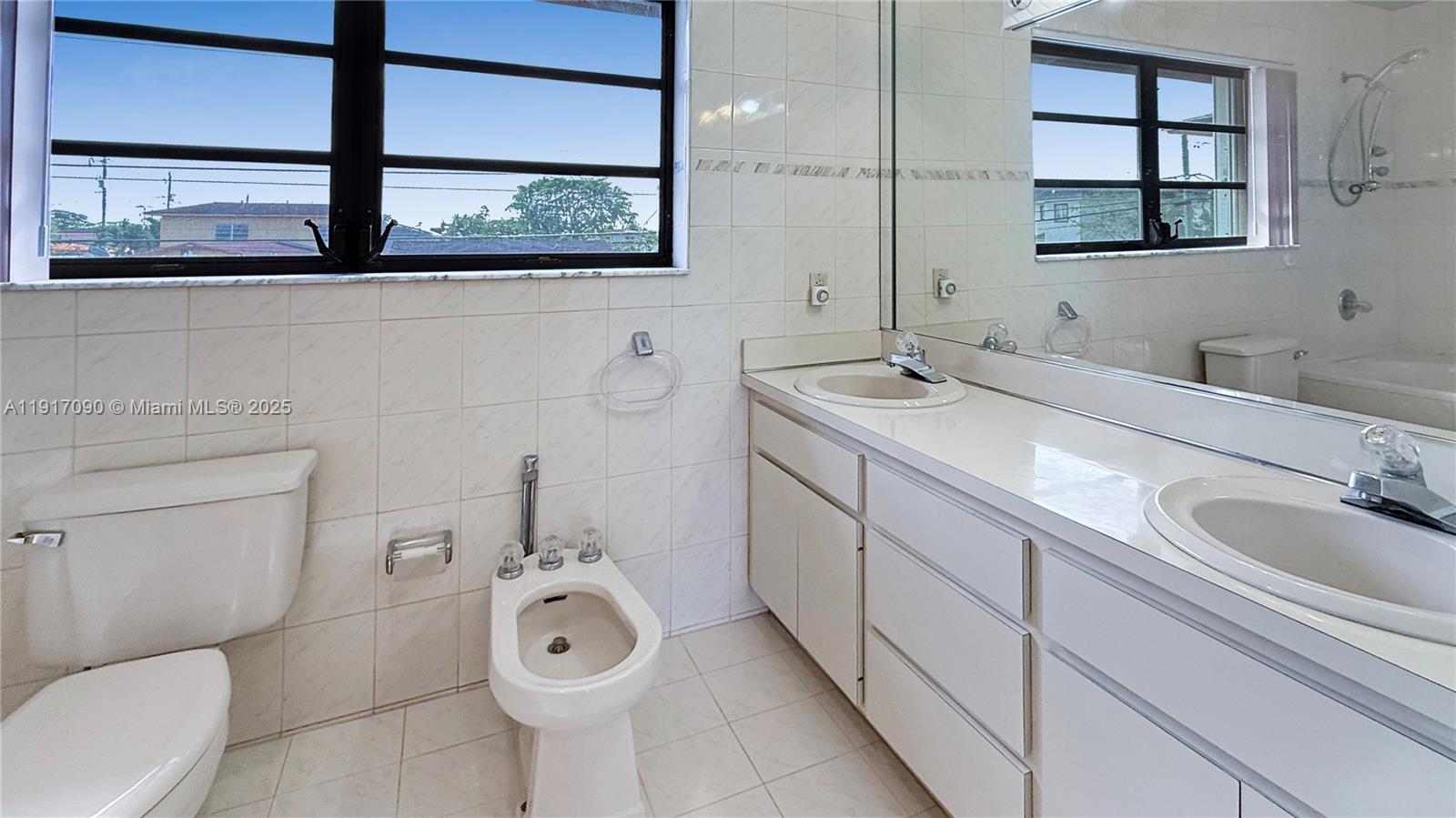 BIRD ROAD HIGHLANDS - Residential Lease