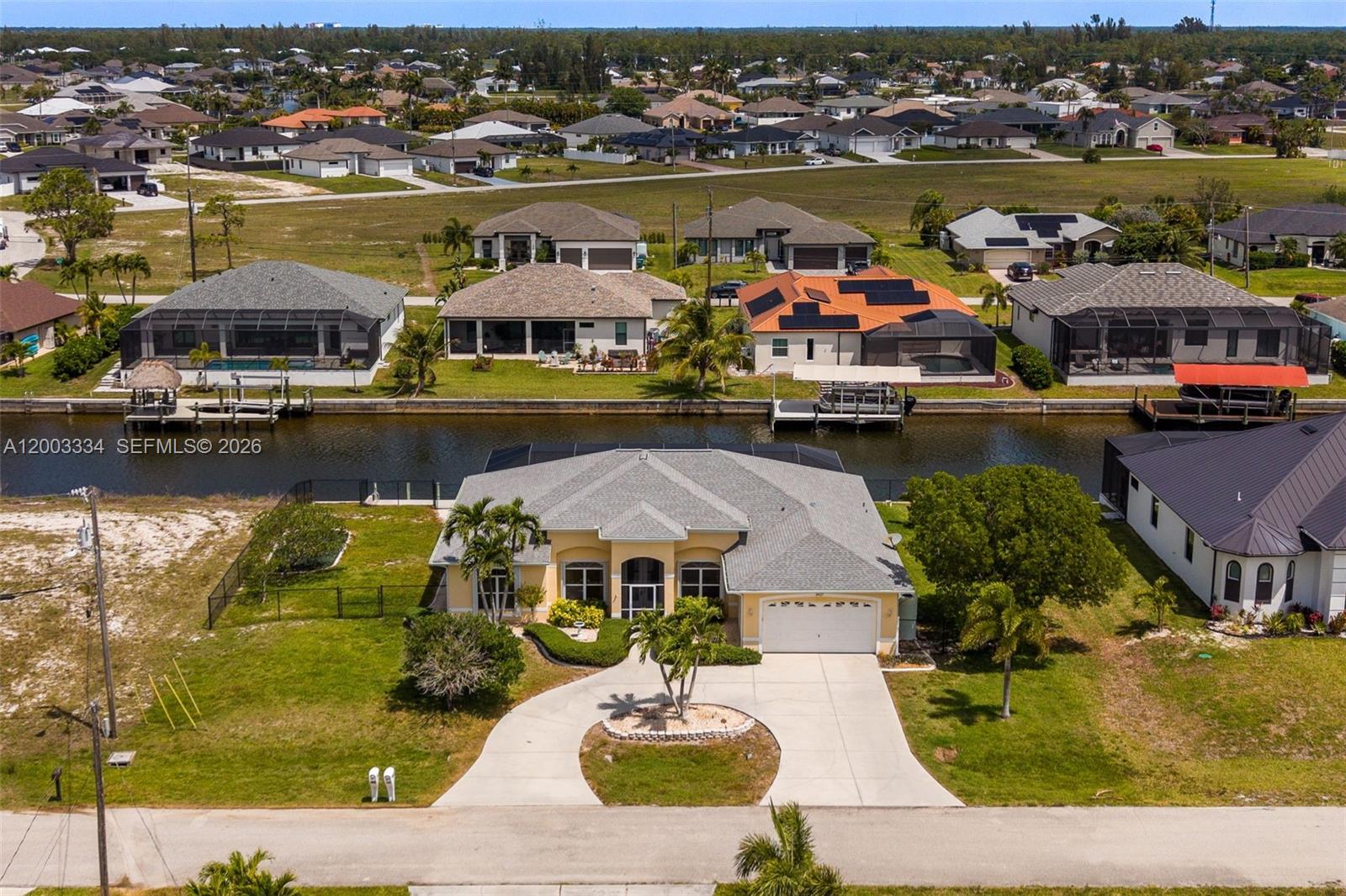 CAPE CORAL - Residential