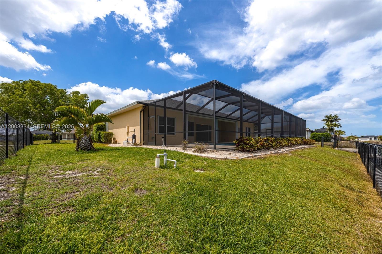 CAPE CORAL - Residential