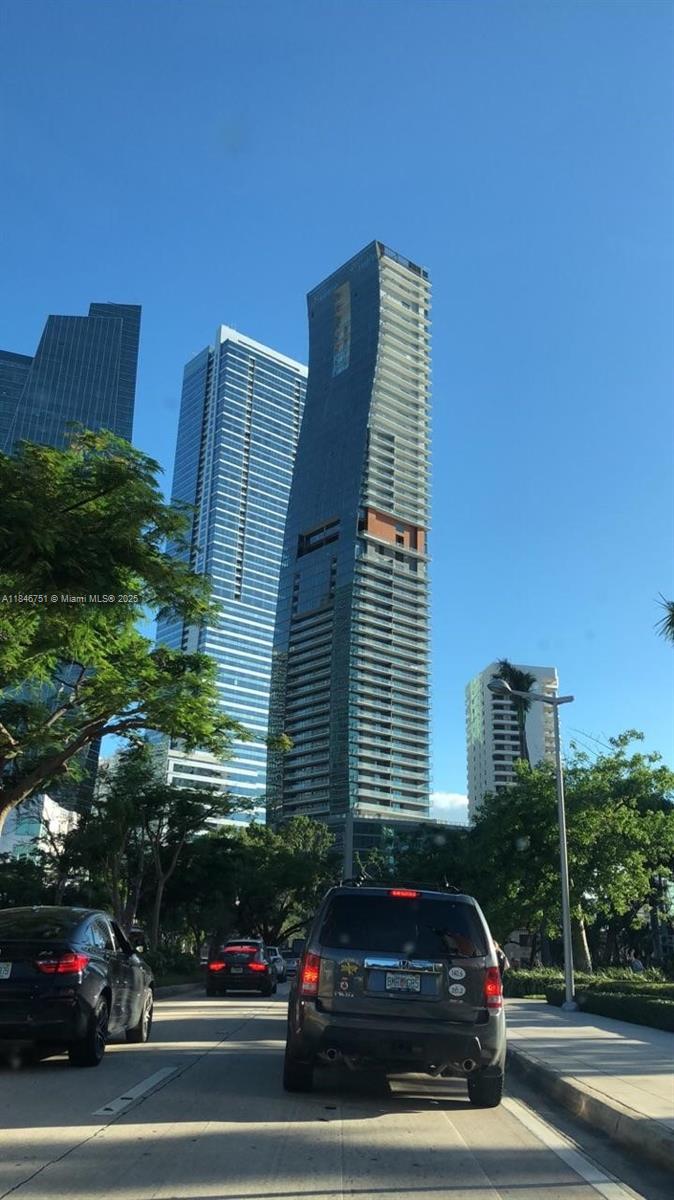 1451 Brickell Ave 2104
