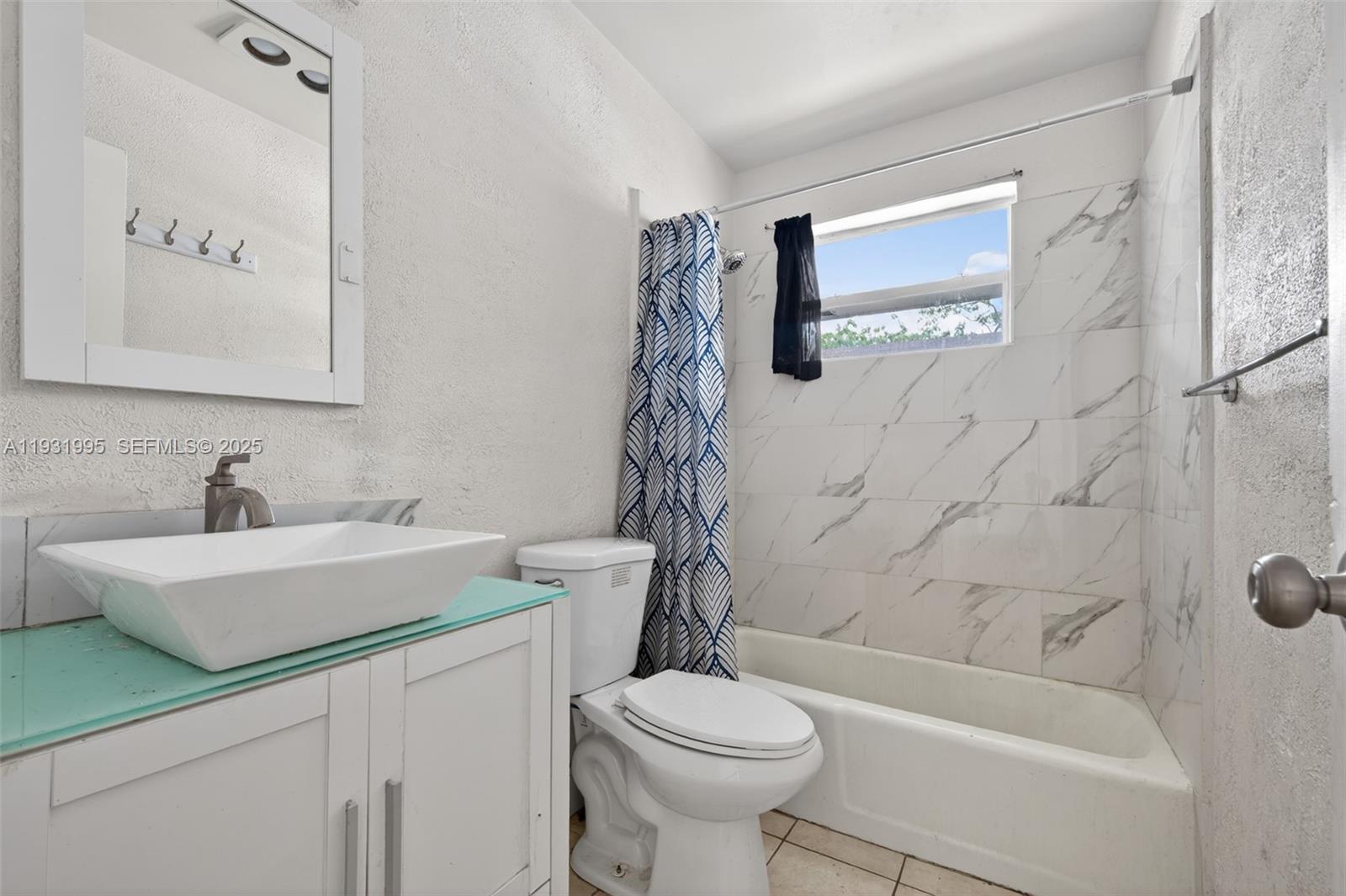 L D C ESTATES - Residential Lease