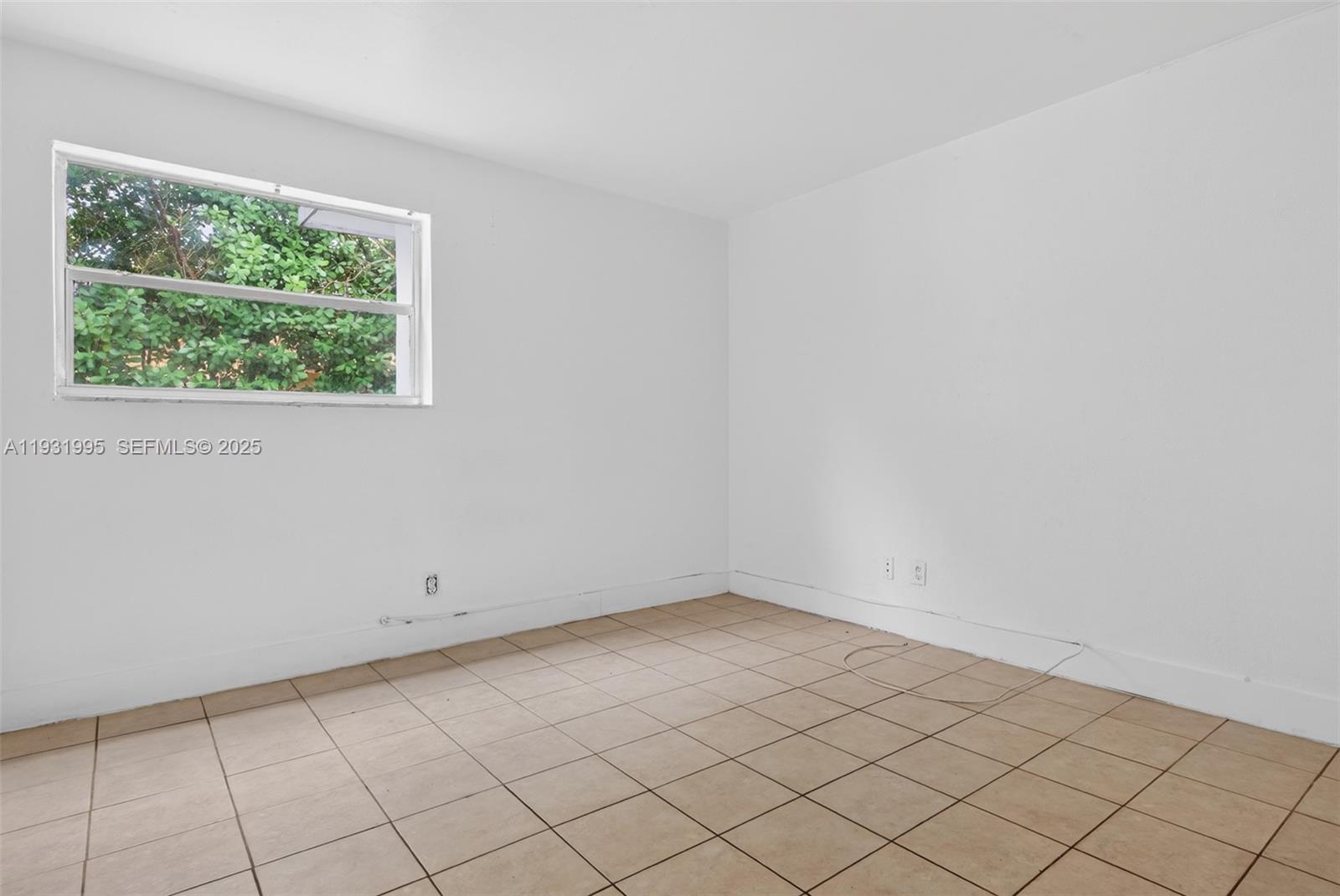 L D C ESTATES - Residential Lease