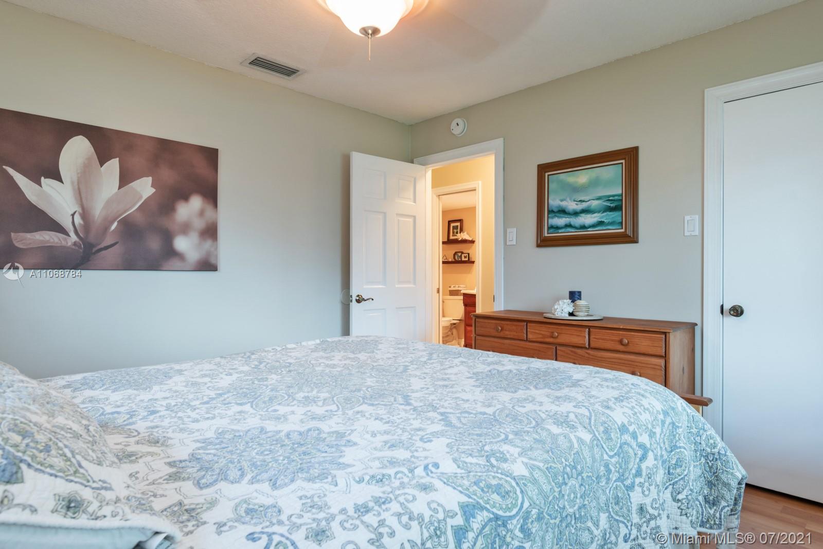 MIRROR LAKE ESTATES SEC 9 - Residential