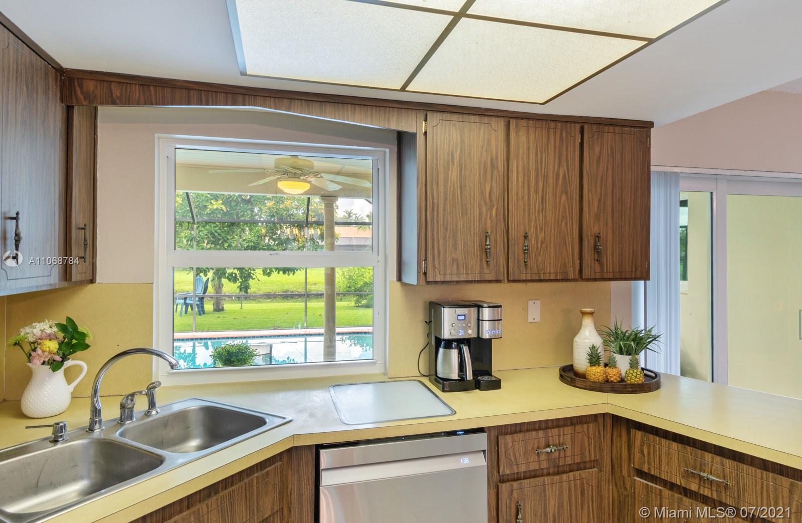 MIRROR LAKE ESTATES SEC 9 - Residential