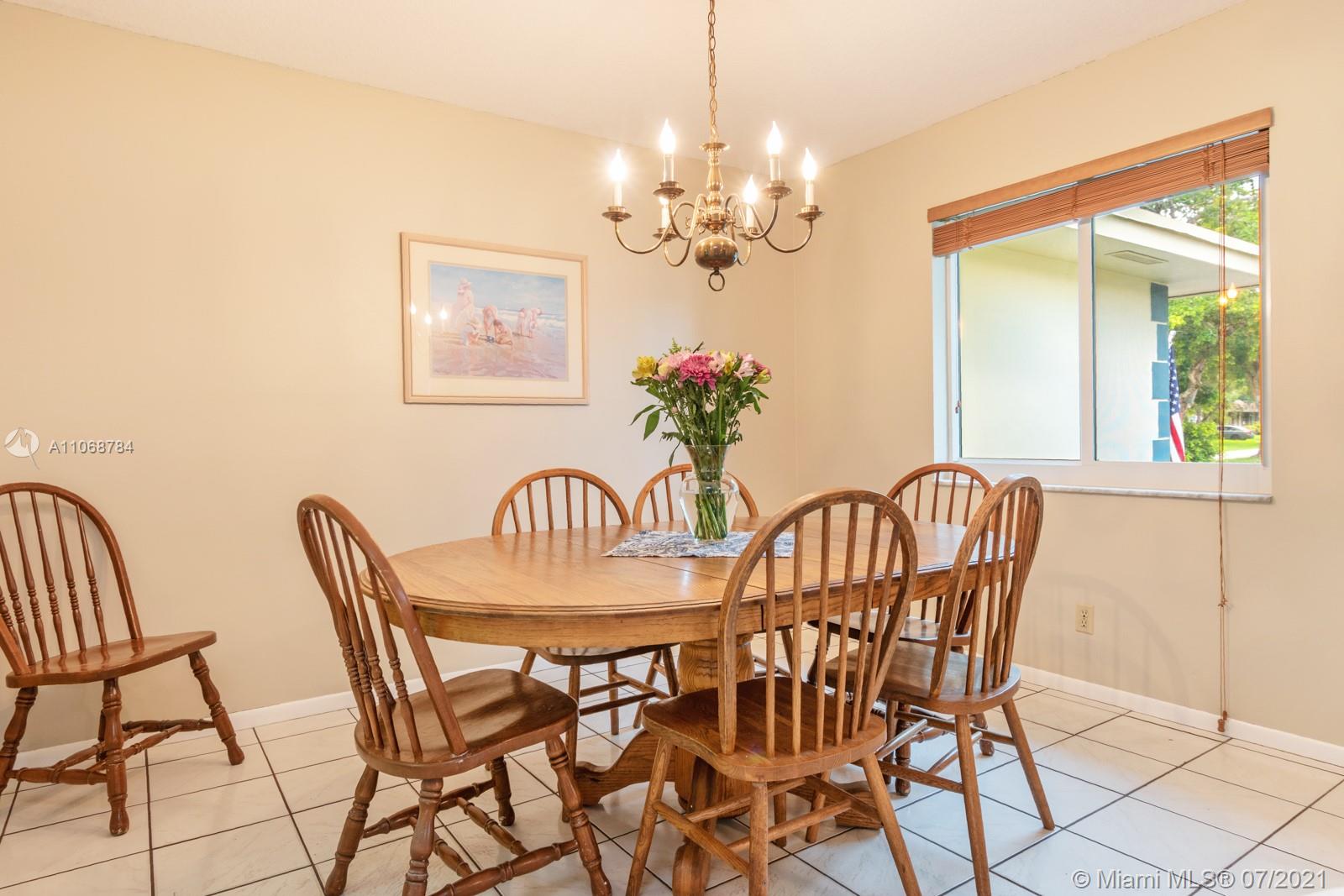 MIRROR LAKE ESTATES SEC 9 - Residential