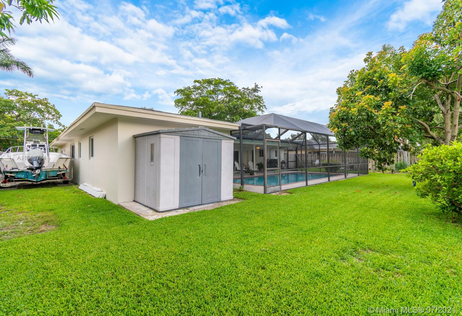 MIRROR LAKE ESTATES SEC 9 - Residential