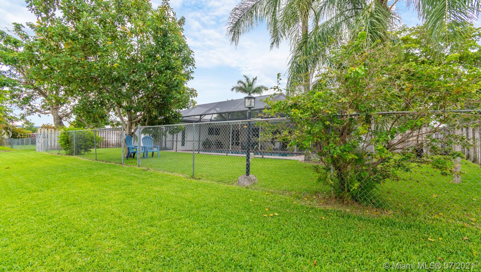 MIRROR LAKE ESTATES SEC 9 - Residential