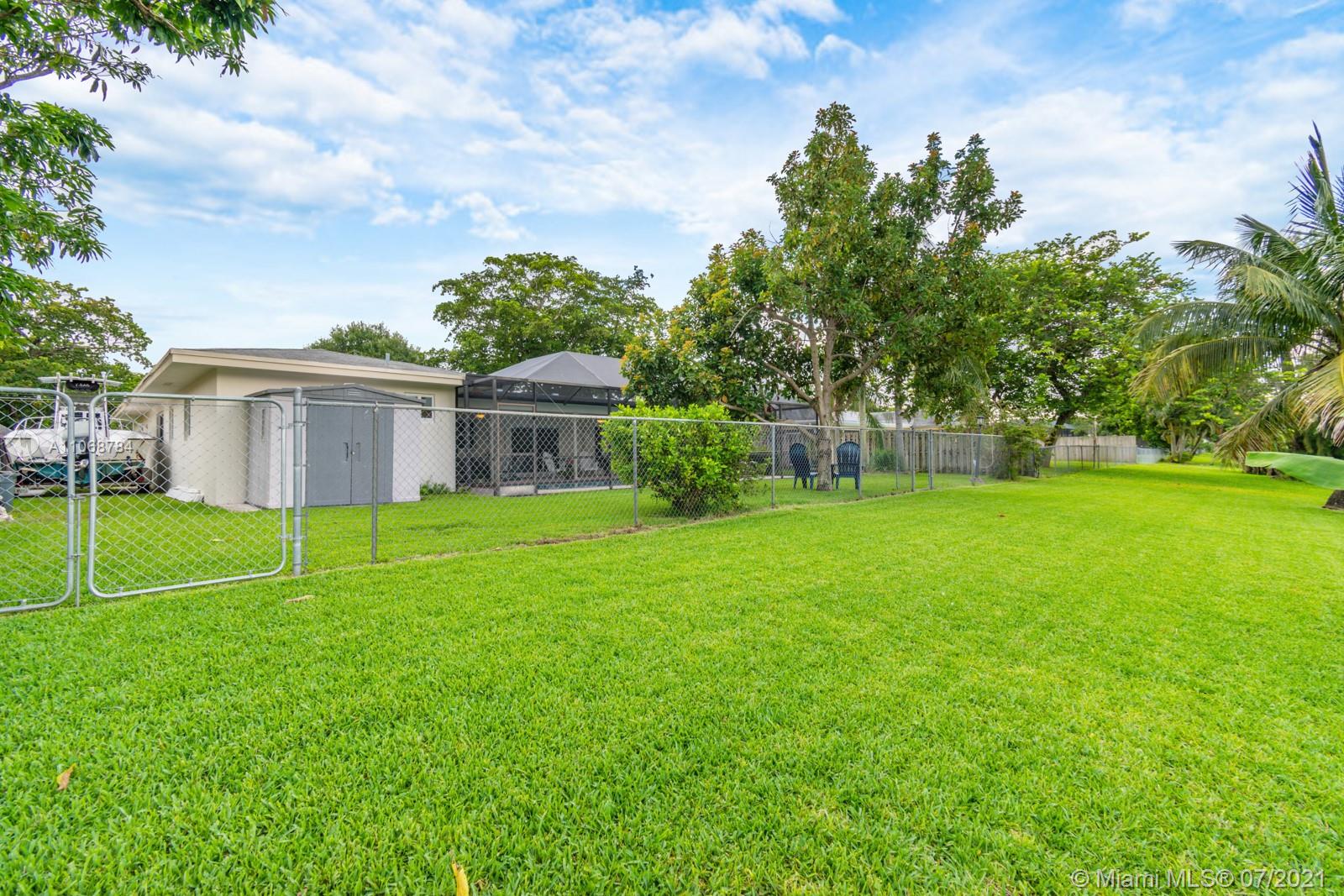 MIRROR LAKE ESTATES SEC 9 - Residential