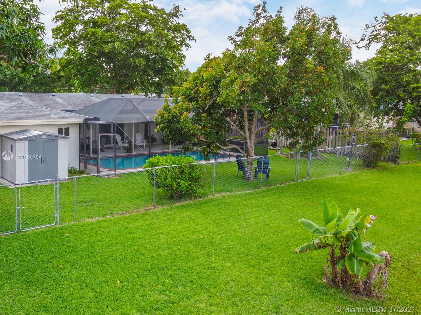 MIRROR LAKE ESTATES SEC 9 - Residential