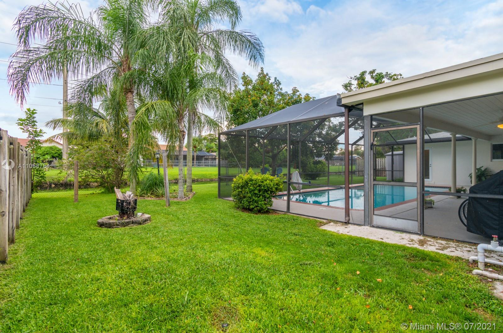 MIRROR LAKE ESTATES SEC 9 - Residential