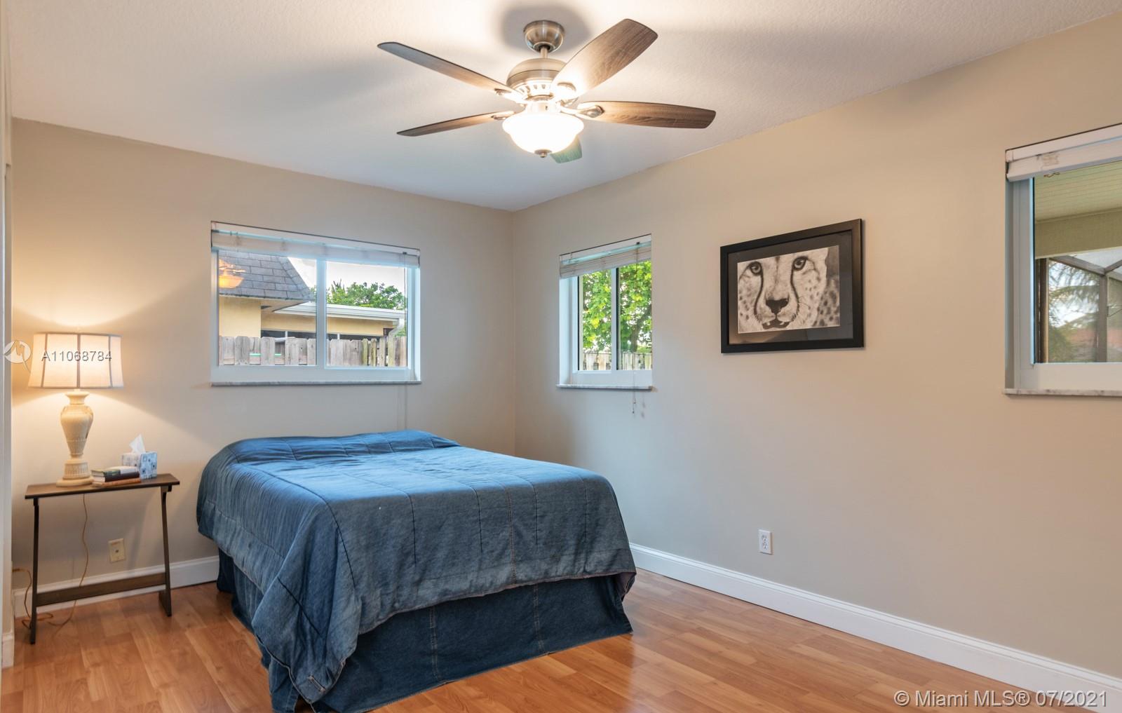 MIRROR LAKE ESTATES SEC 9 - Residential