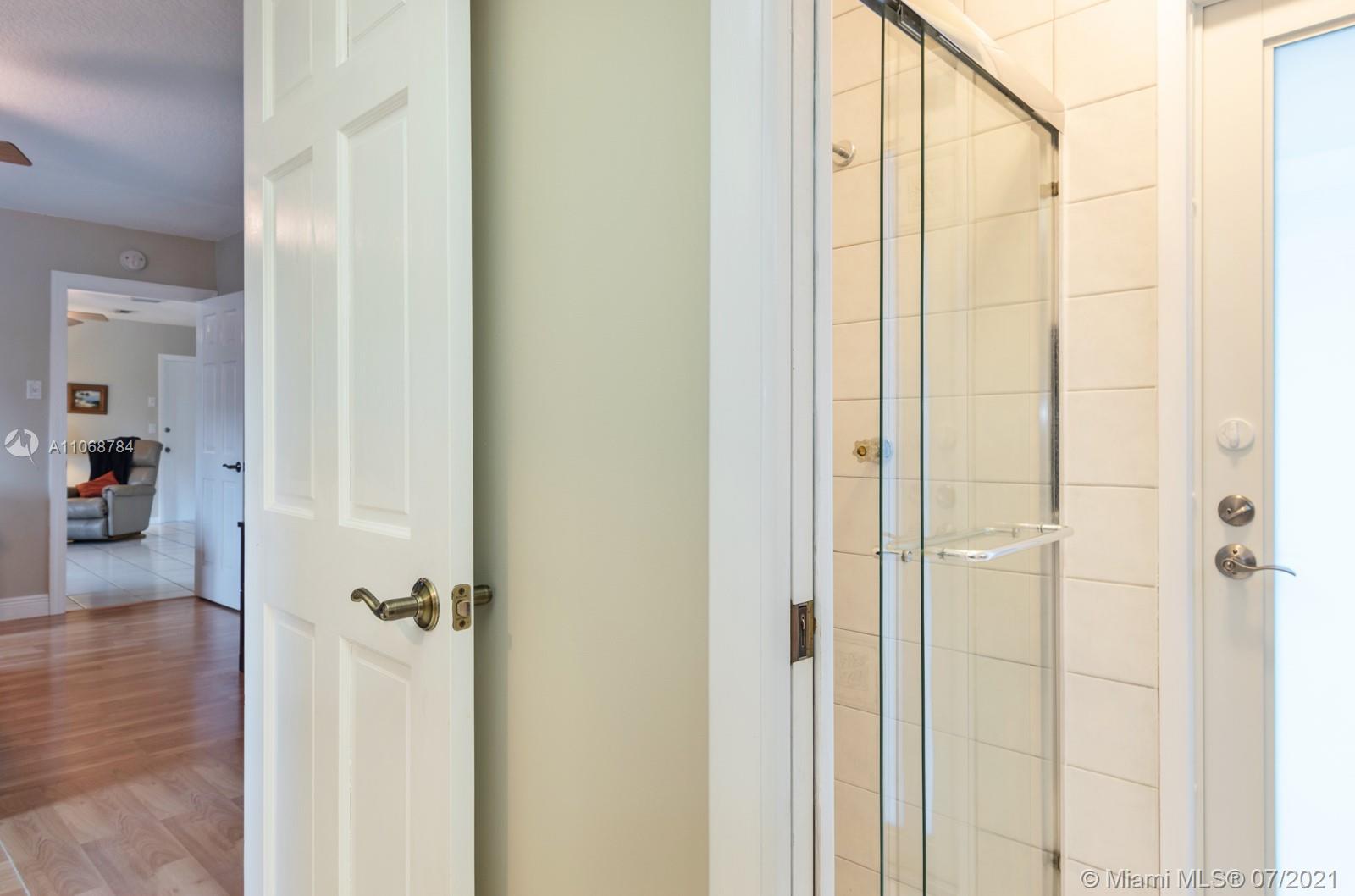 MIRROR LAKE ESTATES SEC 9 - Residential