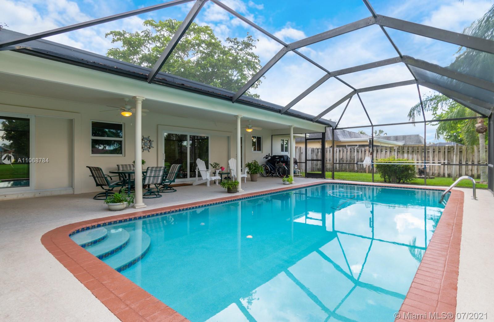 MIRROR LAKE ESTATES SEC 9 - Residential