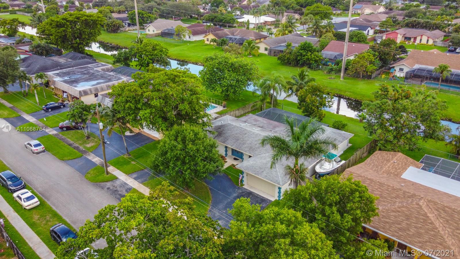 MIRROR LAKE ESTATES SEC 9 - Residential