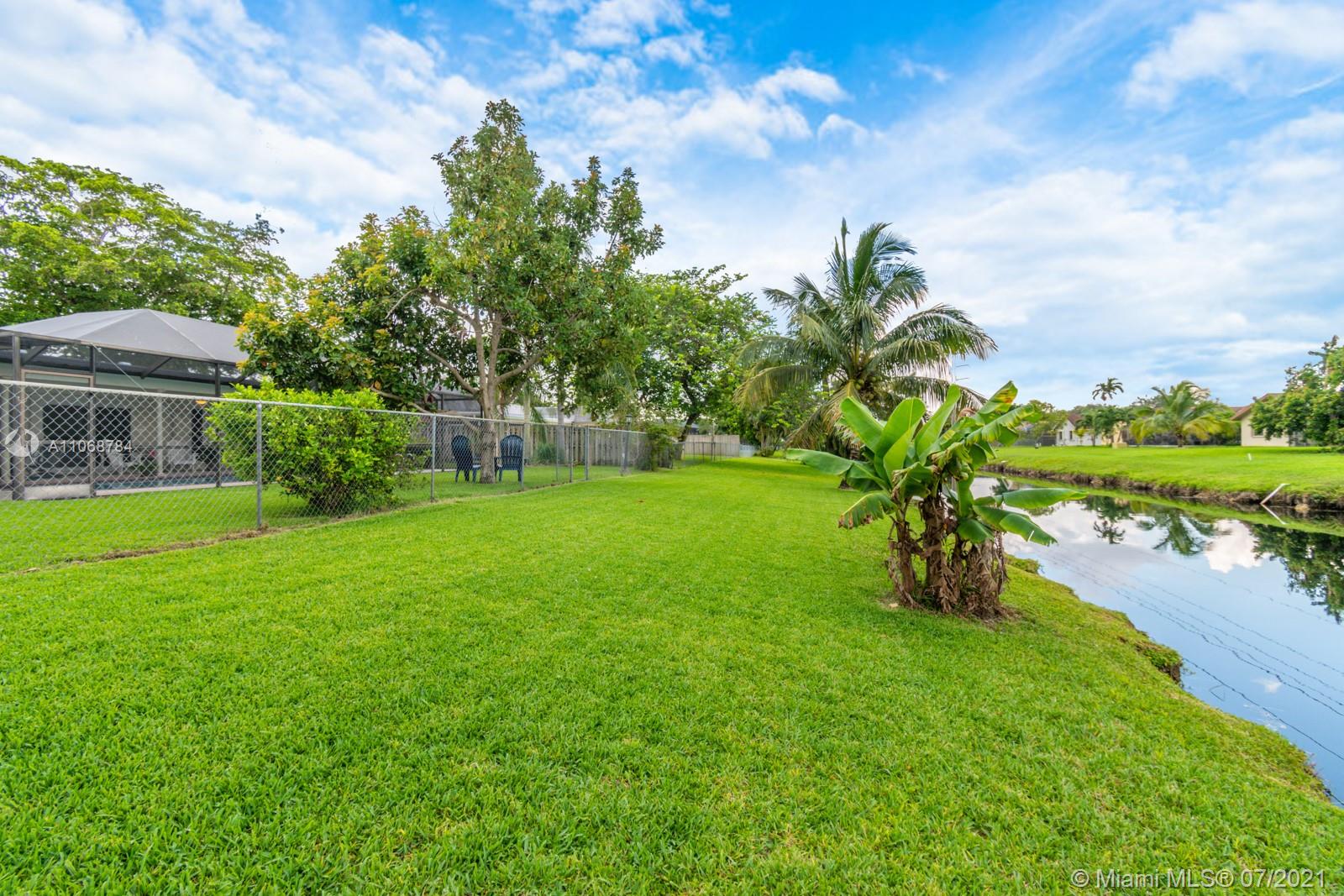 MIRROR LAKE ESTATES SEC 9 - Residential