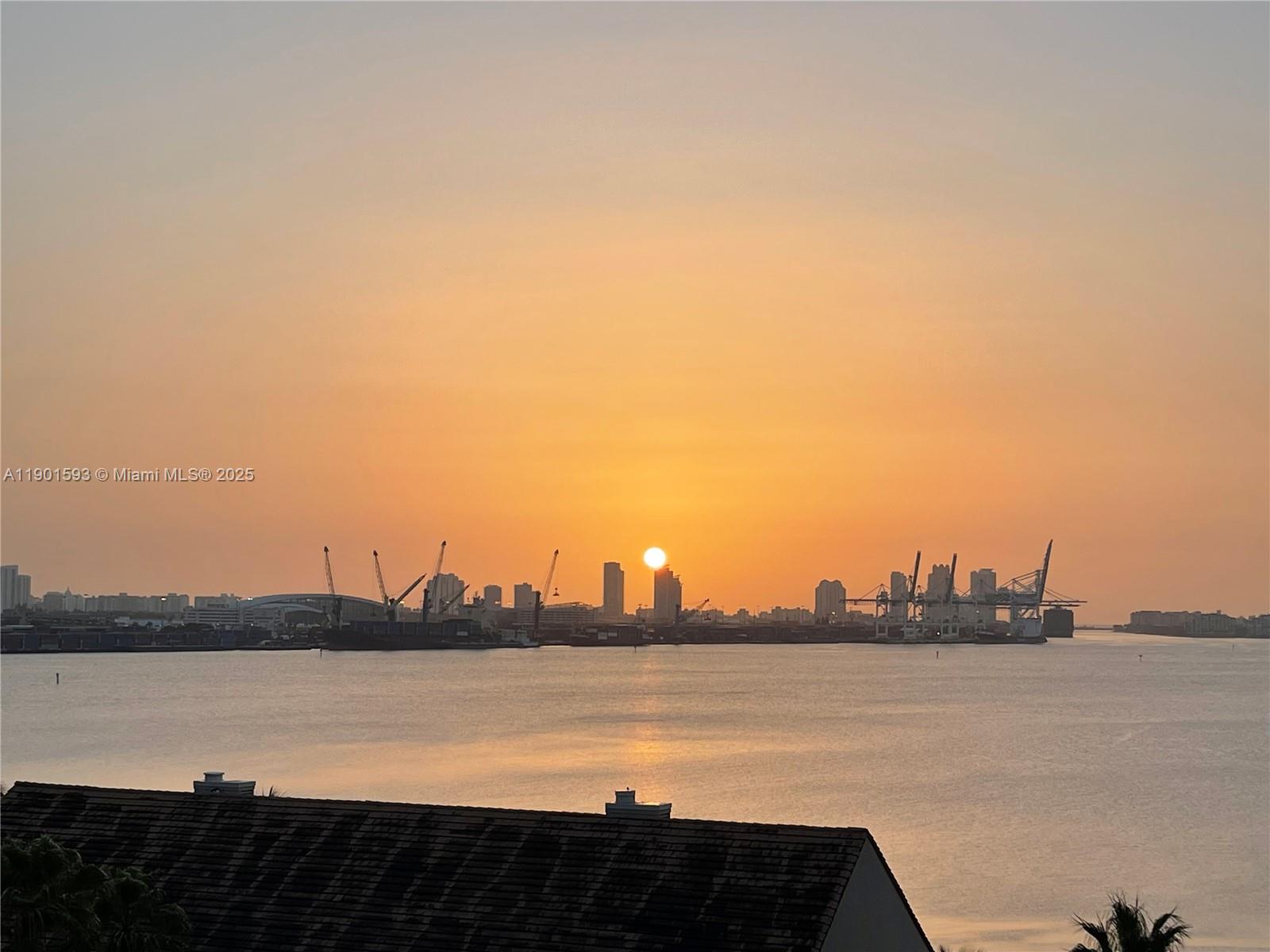 BRICKELL KEY ONE CONDO - Residential