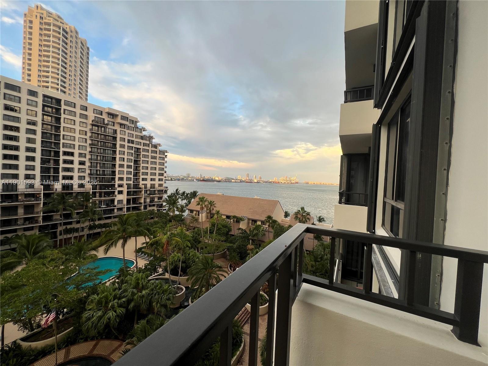 BRICKELL KEY ONE CONDO - Residential