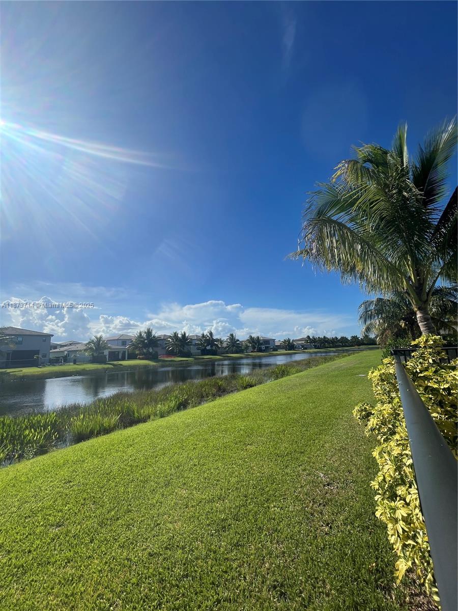 BRIDGES MIZNER PUD BRIDGE - Residential Lease