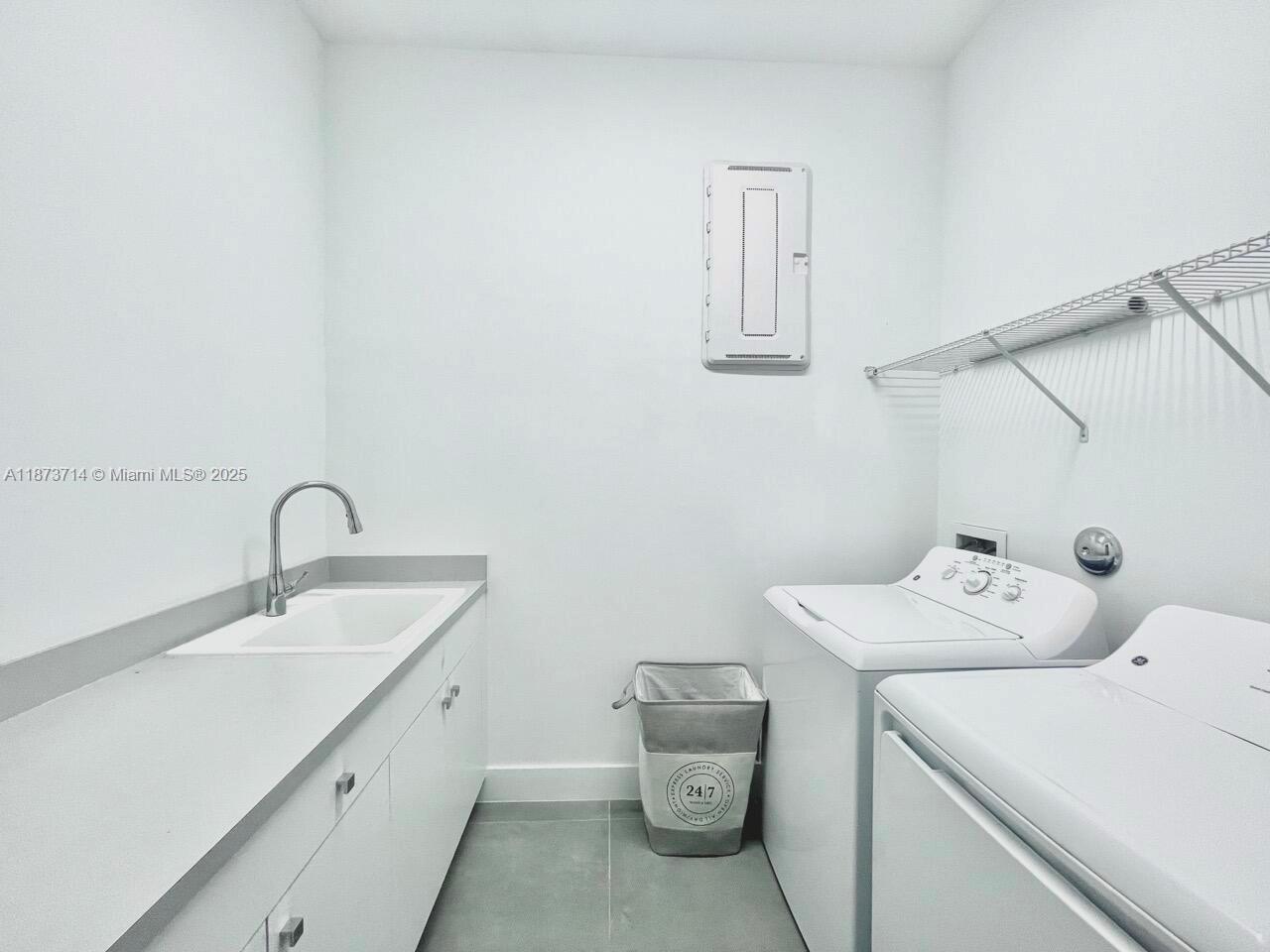 BRIDGES MIZNER PUD BRIDGE - Residential Lease