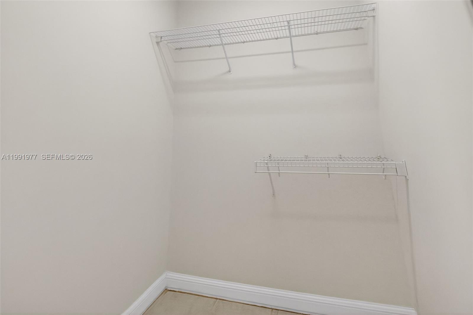 POLO TRACE 2 3 - Residential