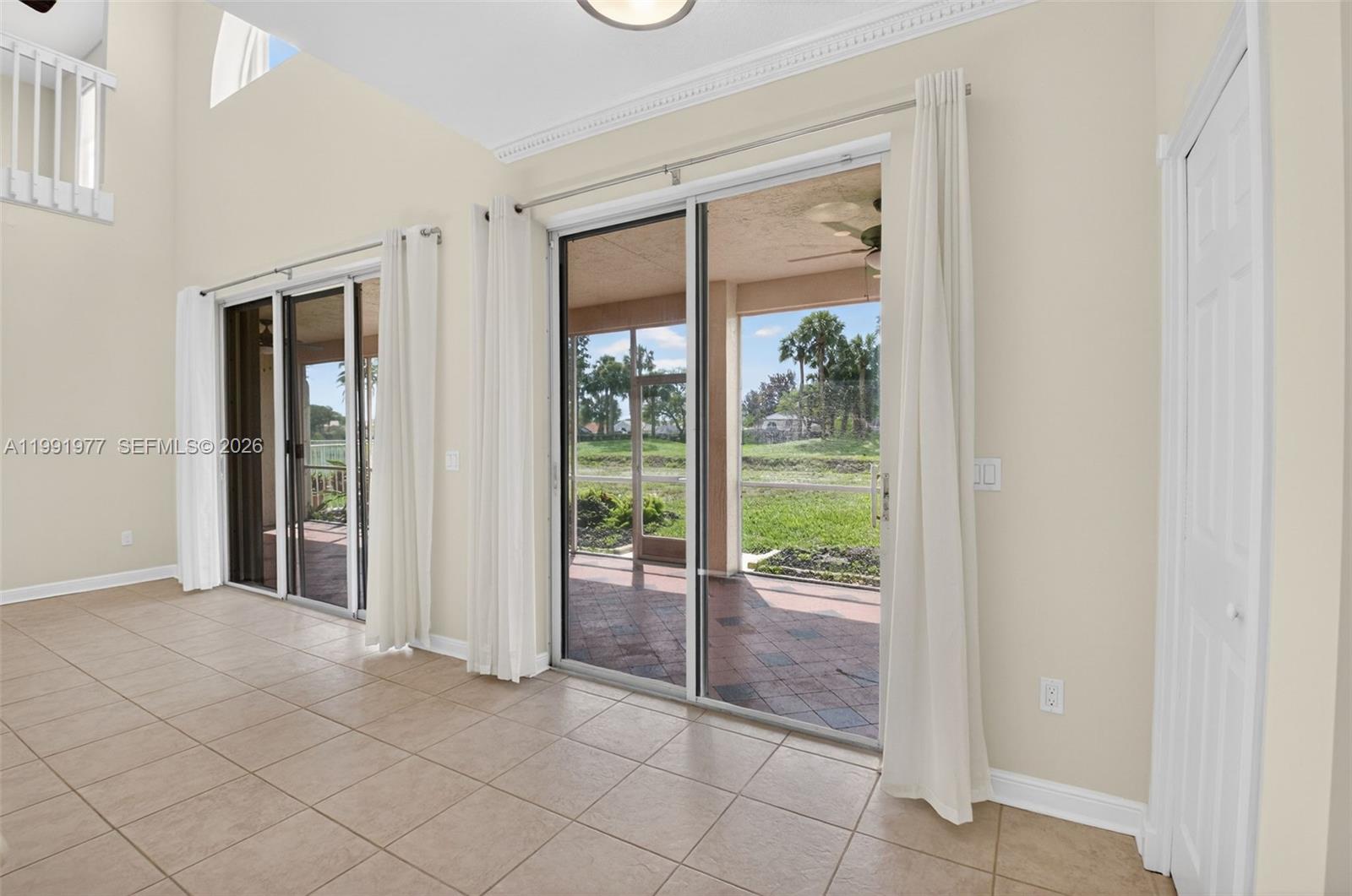 POLO TRACE 2 3 - Residential