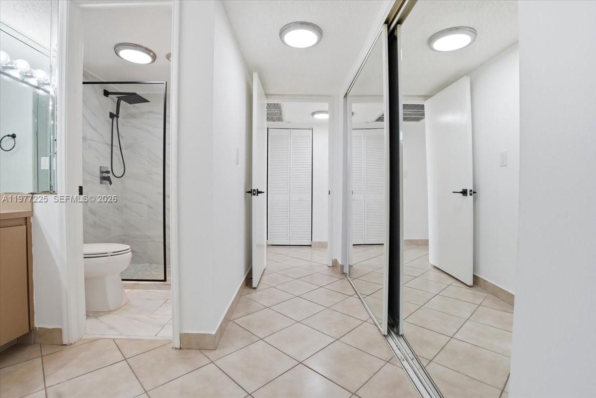 TANGERINE CONDOMINIUM ONE - Residential Lease