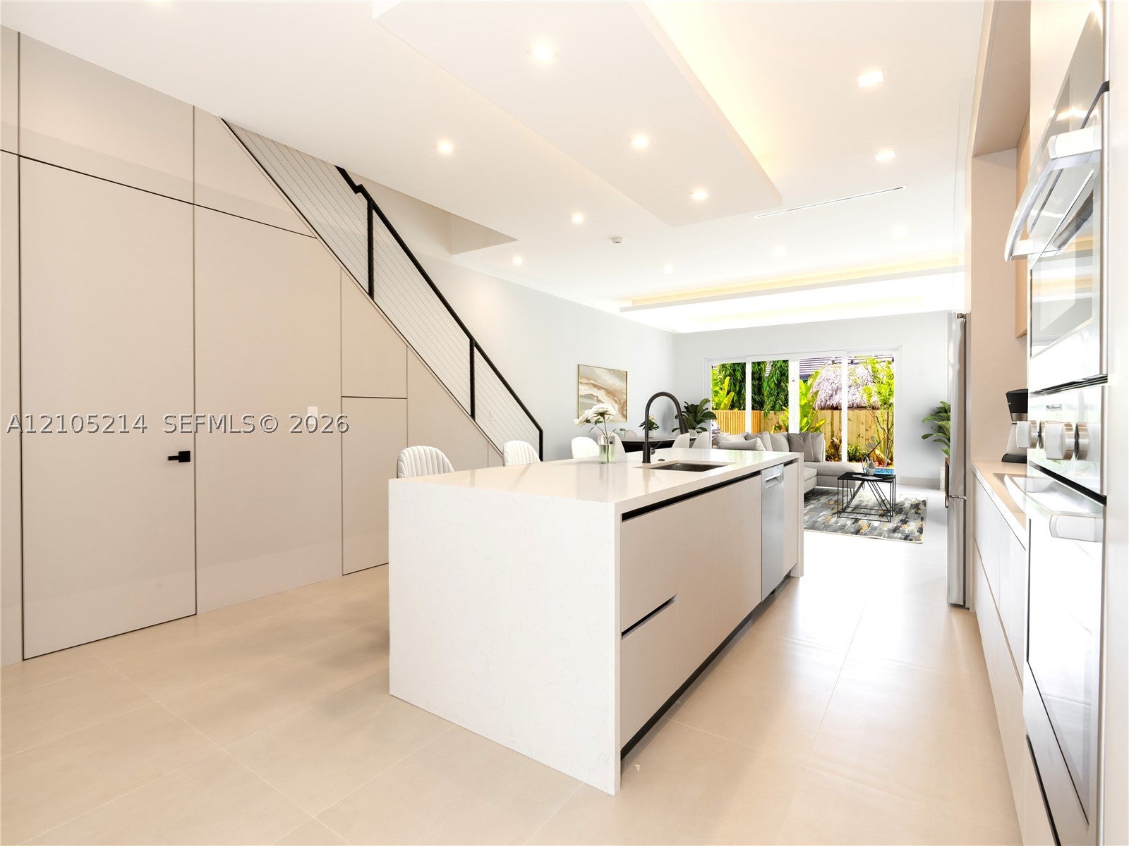 721 SW 7th Ave