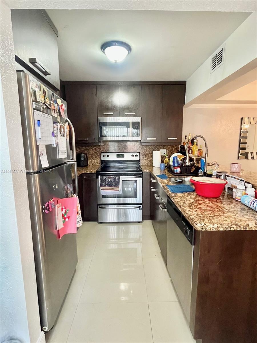 LES CHATEAUX AT INT GARDE - Residential