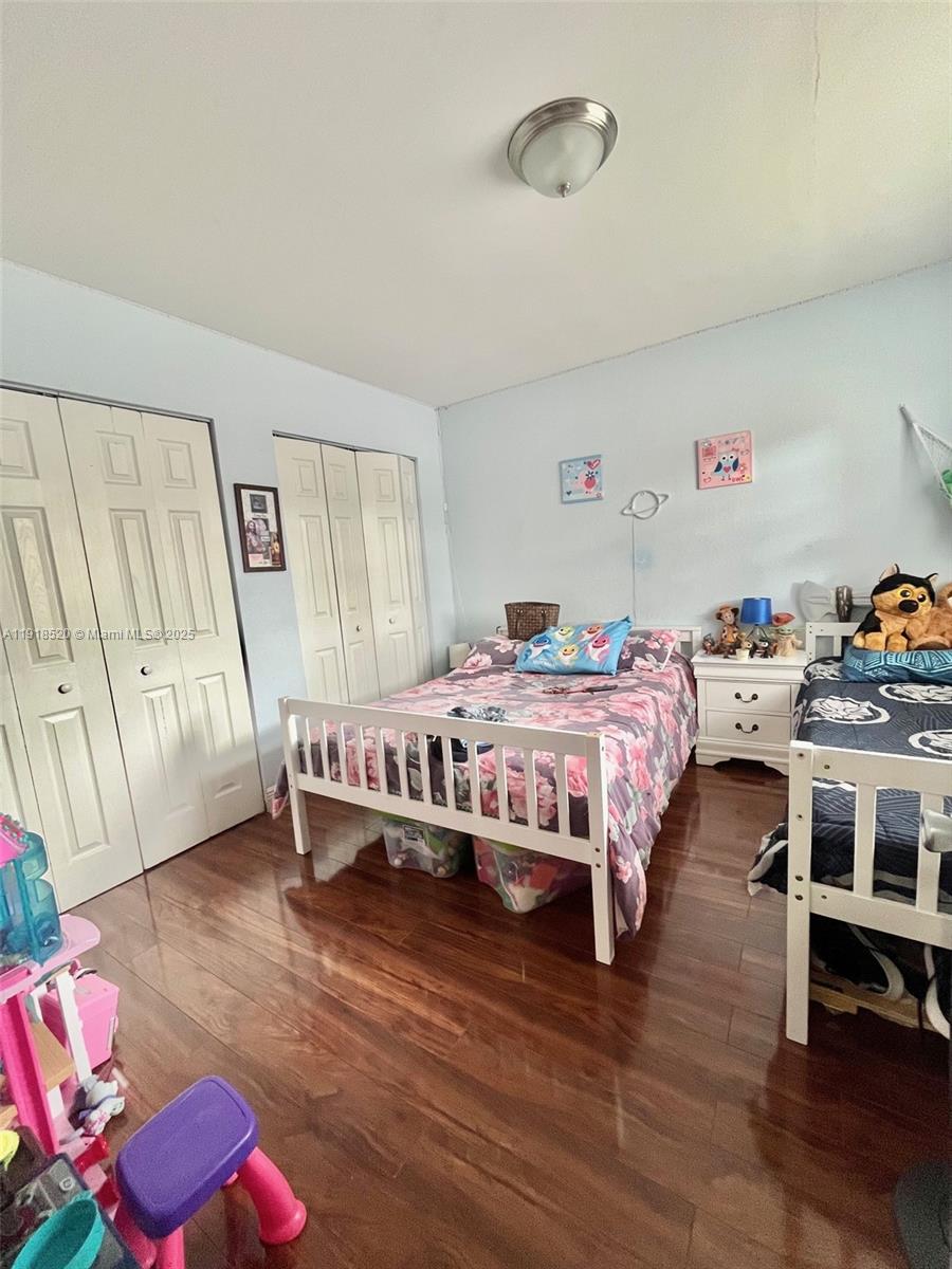 LES CHATEAUX AT INT GARDE - Residential