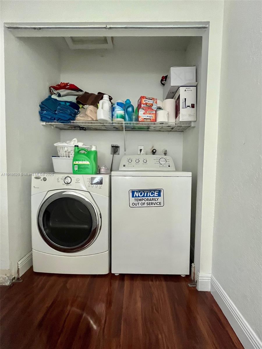 LES CHATEAUX AT INT GARDE - Residential