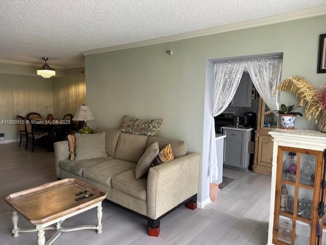 WINSTON TOWERS 600 CONDO - Residential Lease