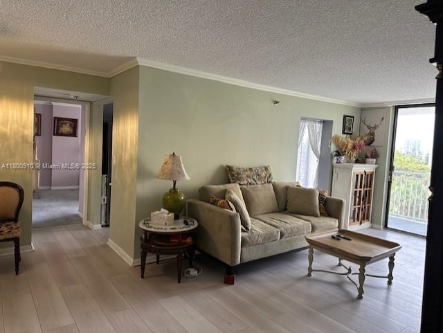 WINSTON TOWERS 600 CONDO - Residential Lease