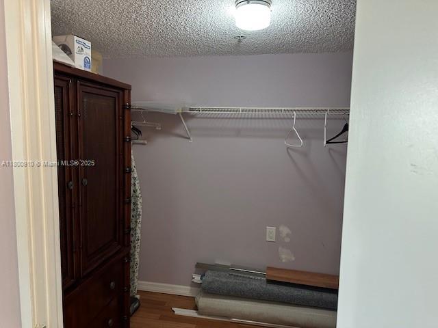 WINSTON TOWERS 600 CONDO - Residential Lease