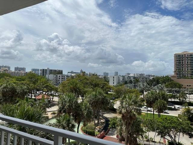 WINSTON TOWERS 600 CONDO - Residential Lease