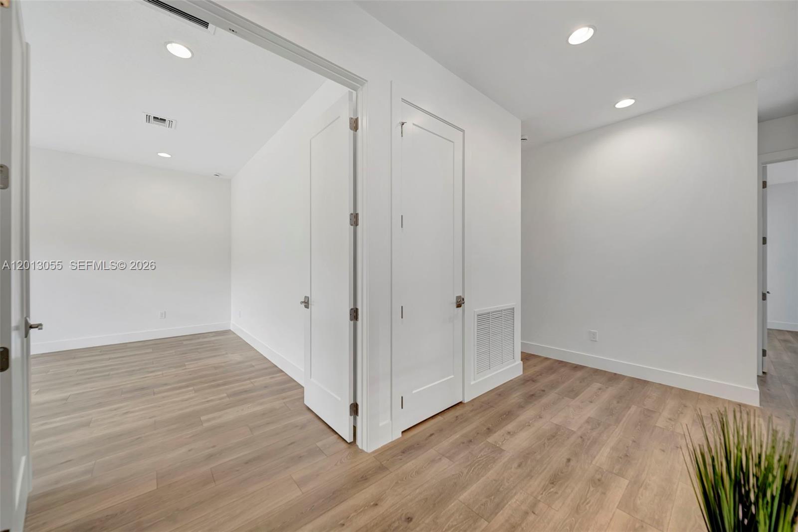 MARINA LANDINGS - Residential Lease