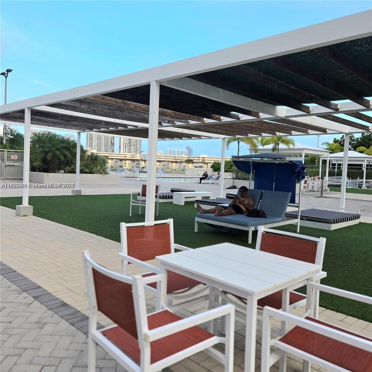 DEL PRADO MARINA - Residential Lease
