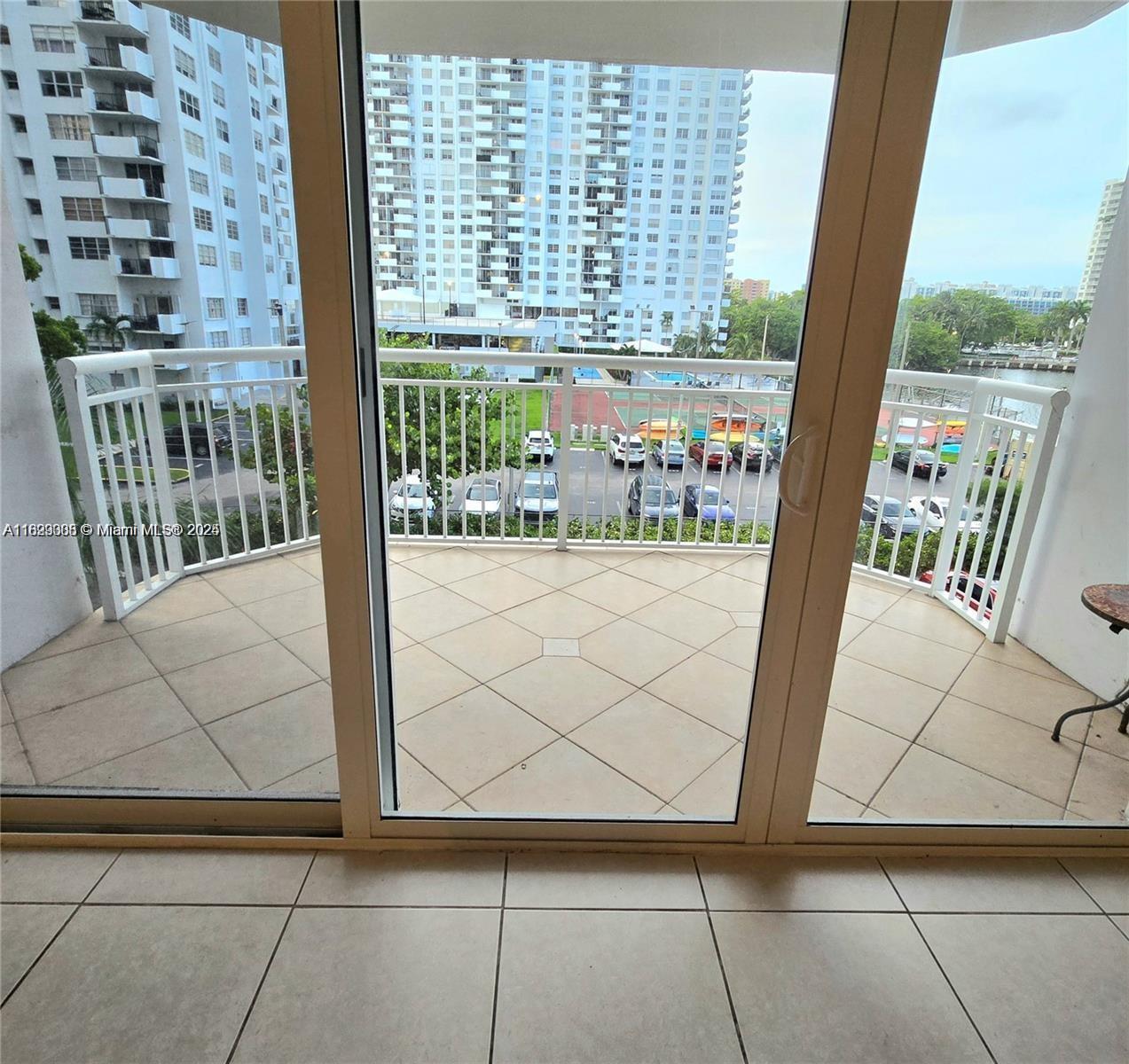 DEL PRADO MARINA - Residential Lease
