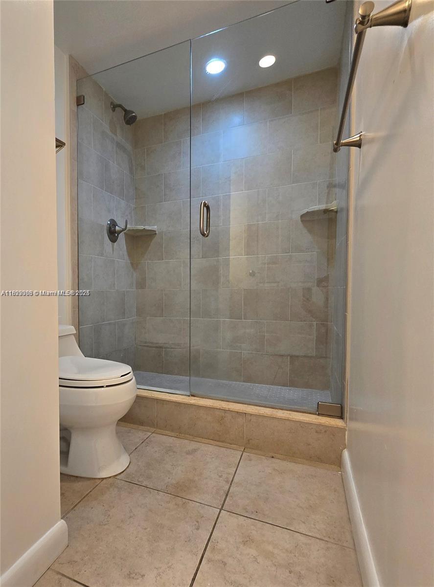 DEL PRADO MARINA - Residential Lease