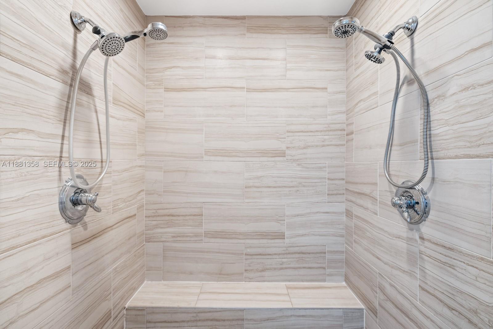 LAKE ESTATES - Residential