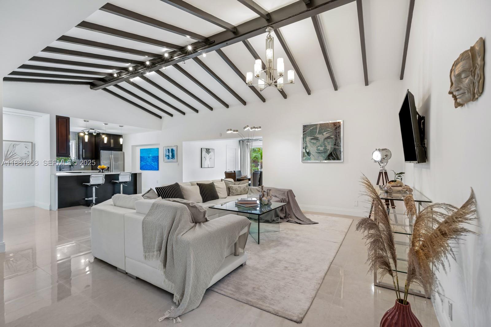 LAKE ESTATES - Residential