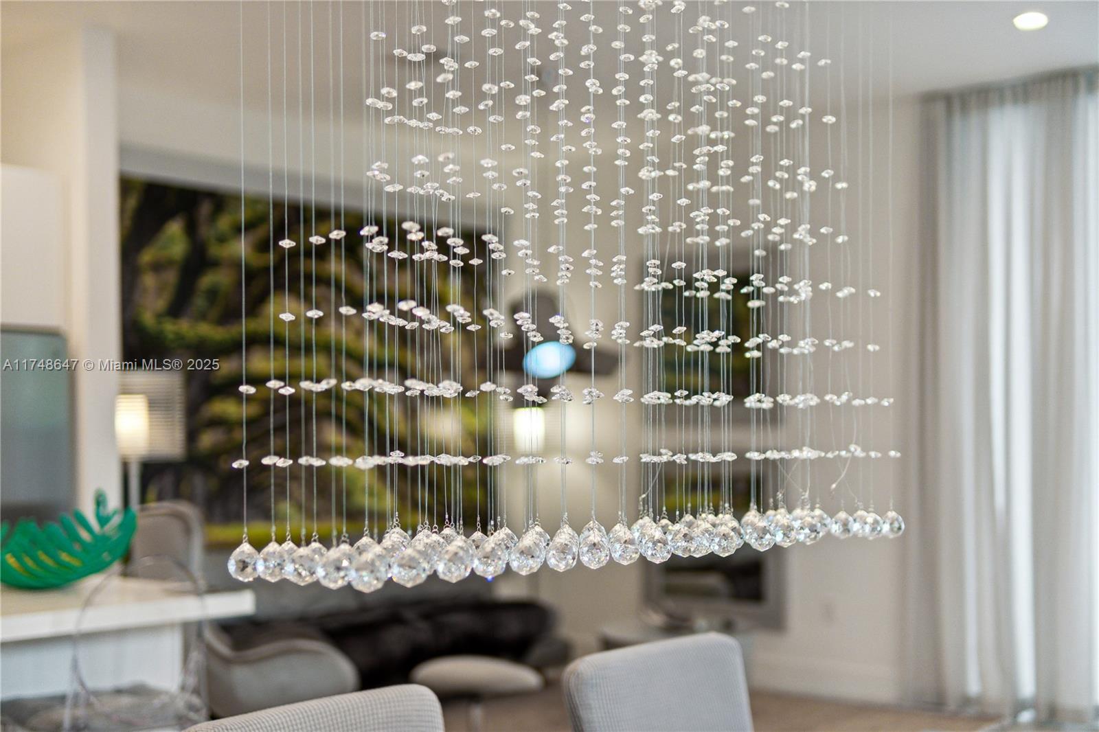 AMND MIAMI SUBURBAN ACRES - Residential Lease