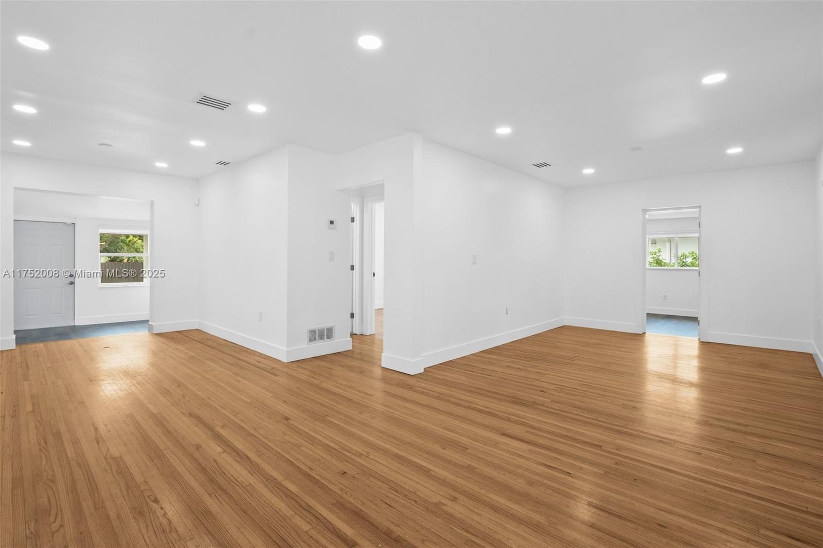 441 De Soto Dr 441