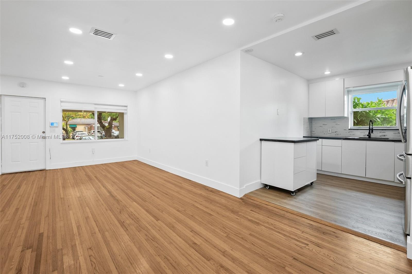 441 De Soto Dr 441