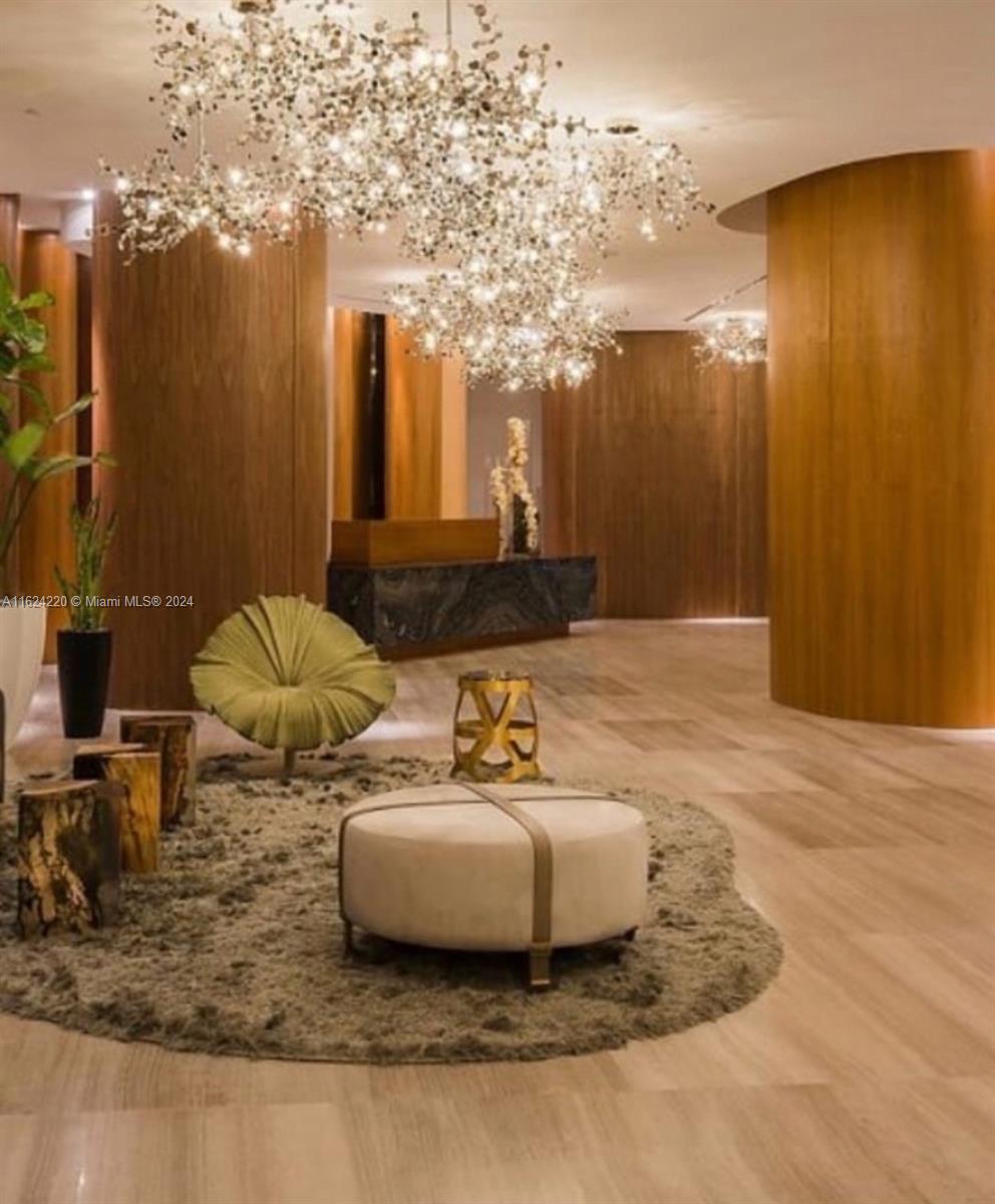 ARIA ON THE BAY CONDO - Residential