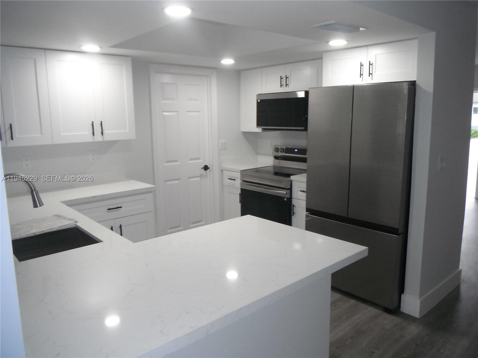 PARADISE GARDENS - Residential