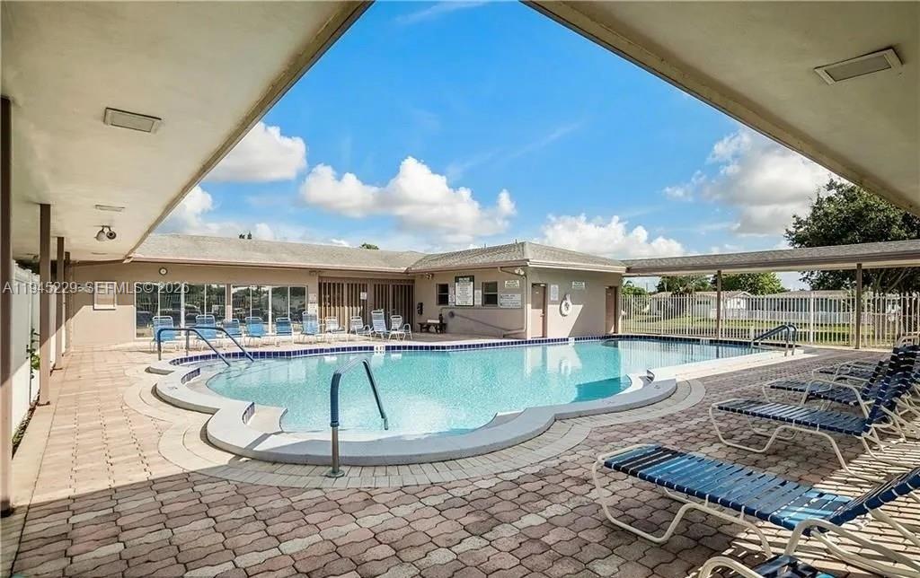 PARADISE GARDENS - Residential