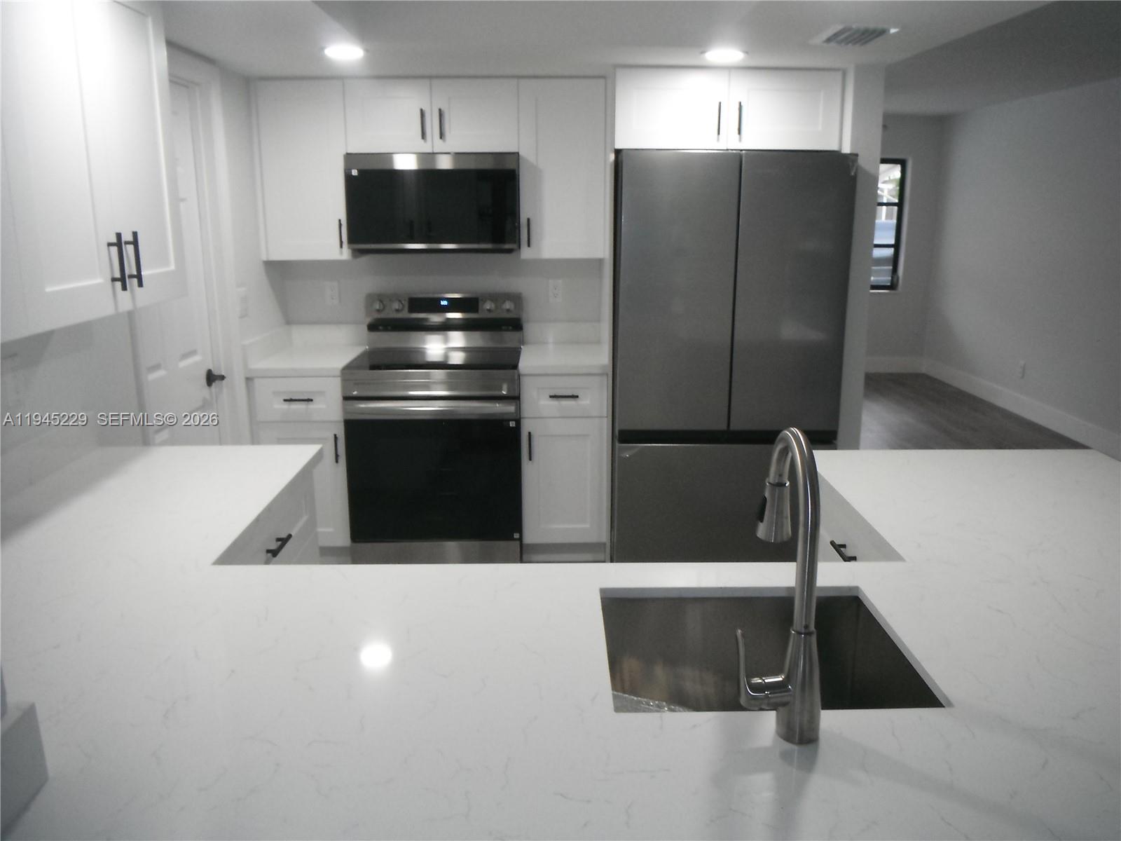 PARADISE GARDENS - Residential